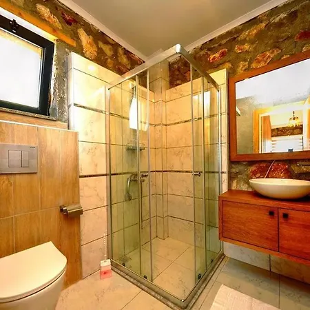 Villa Sleeps 2 With Heated Pool Awz 273